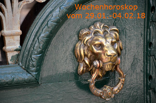 doorknocker-1824584_640